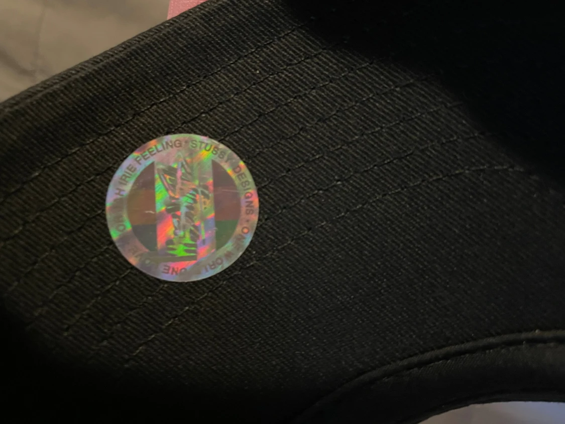 Stüssy svartvit truckerkeps - 3