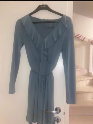 klännig  - snygg klänning 