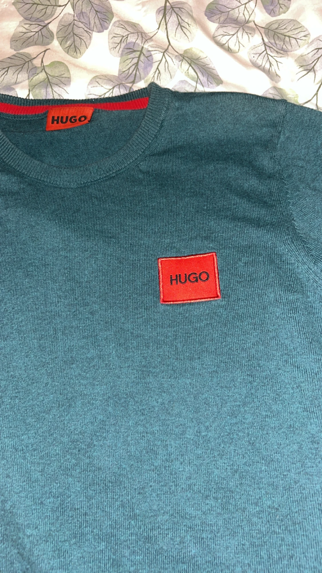 Mörkgrön stickad tröja från Hugo - 1