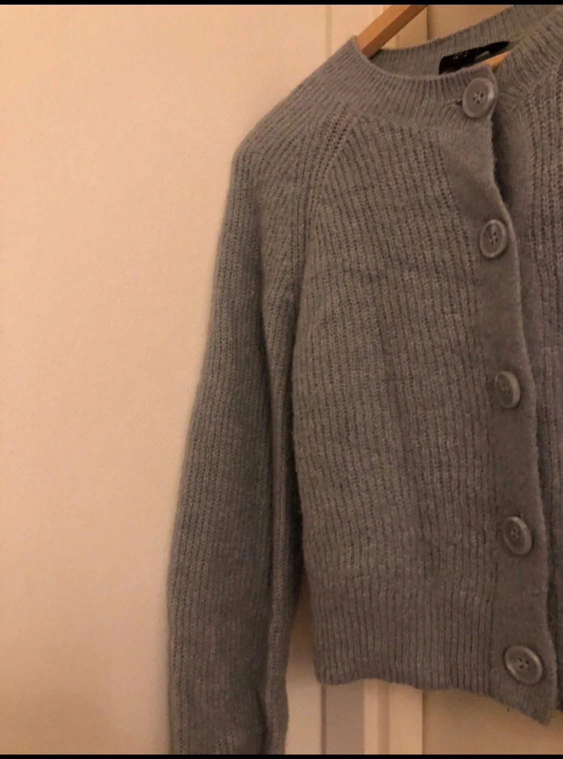 Ljusblå stickad kofta från Lindex - 1