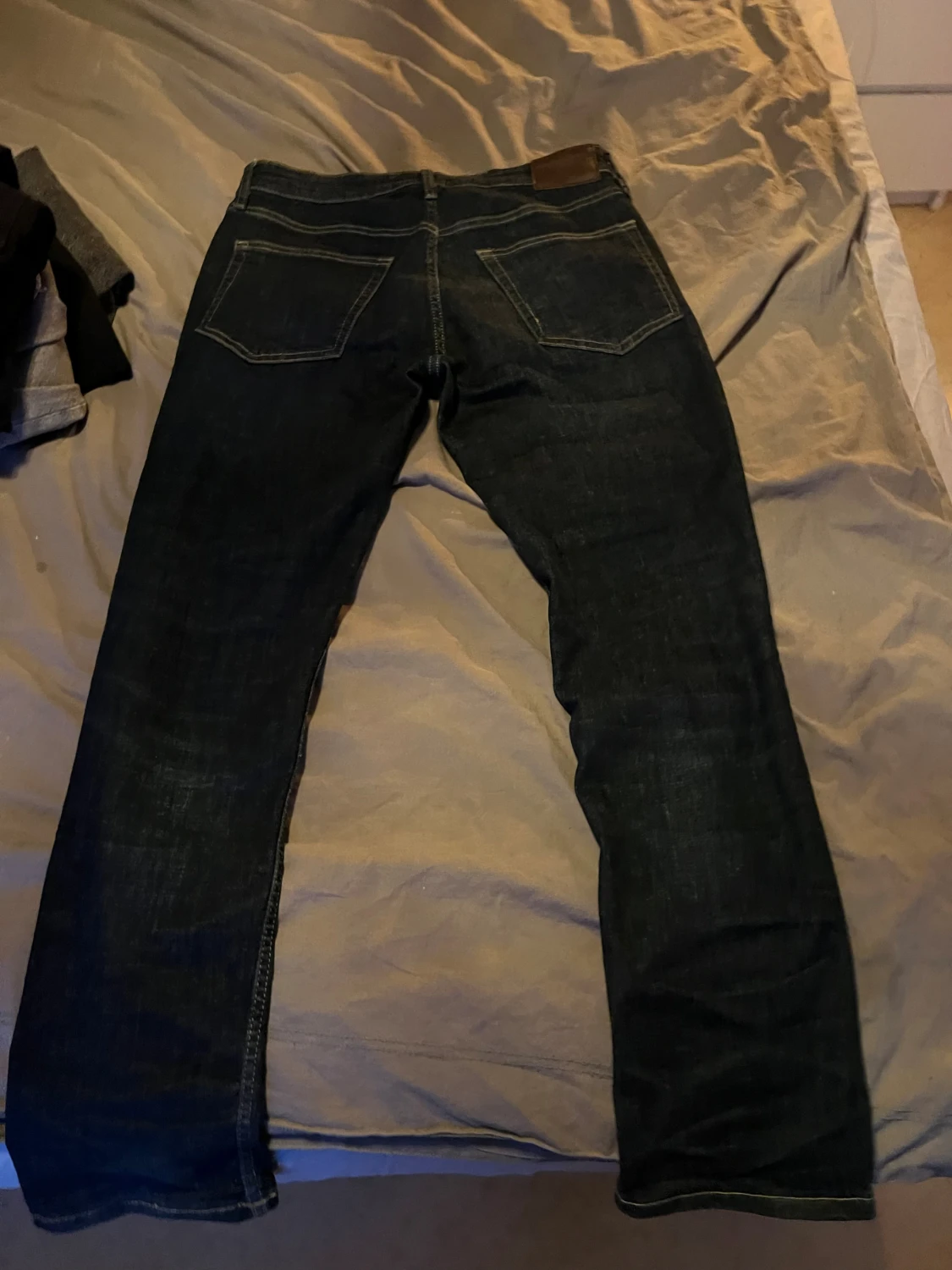 Mörkblå slim jeans från Vailent W32 L30 - 1