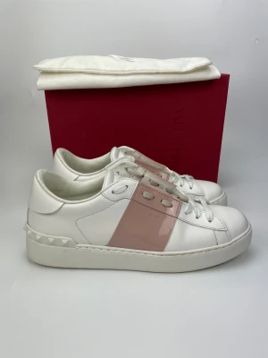 Valentino open(nyskick) - Valentino skor. Hör av dig vid frågor 