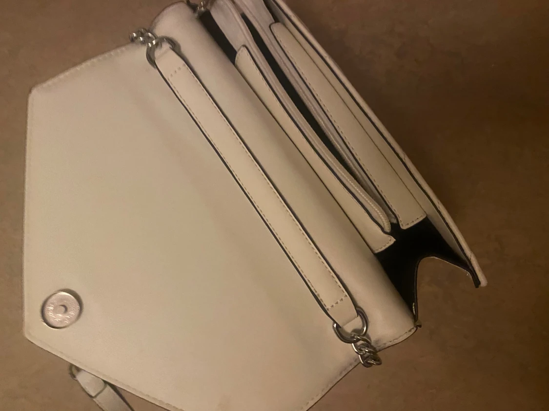 Vit quiltad axelväska från YSL - 1