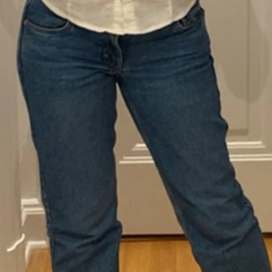 weekday lågmidjade jeans  - 1