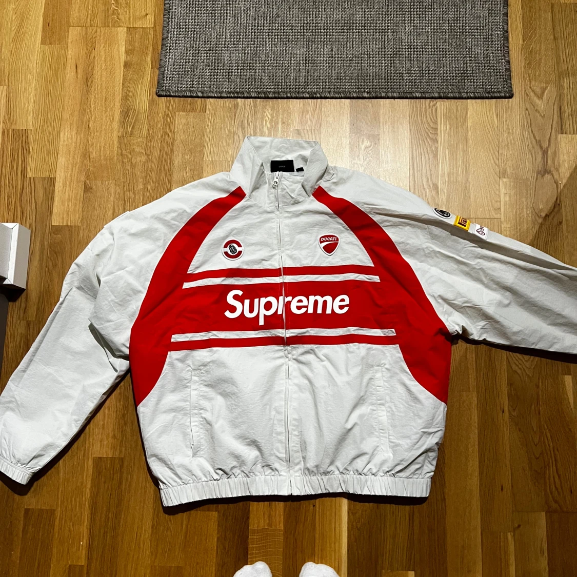 Supreme X ducati