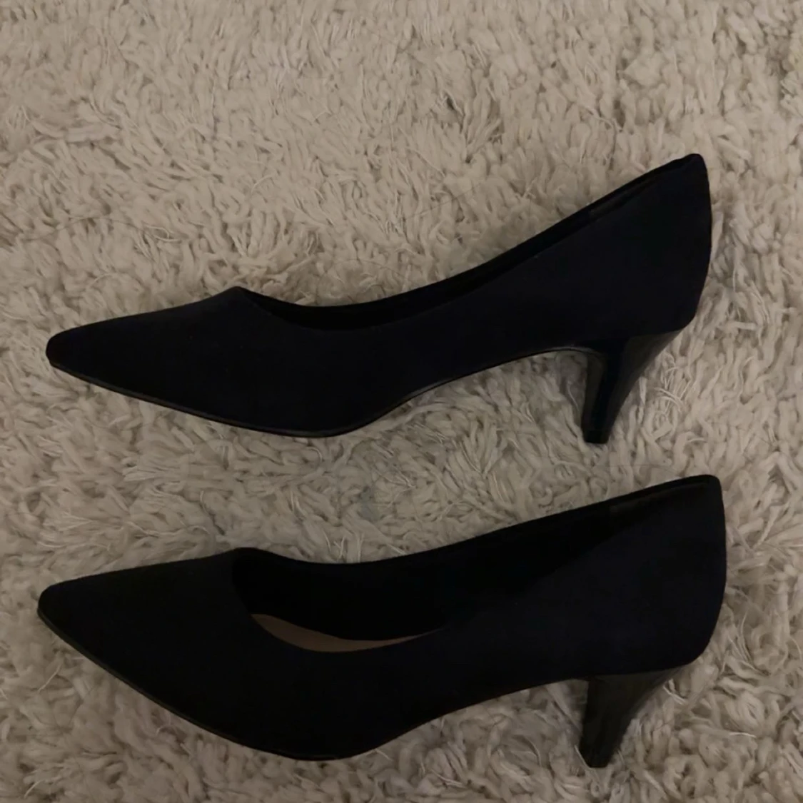 Svarta klackskor i mocka  - 2