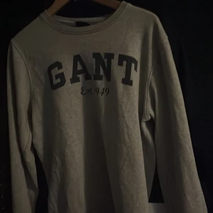 Gant tröja - Gant tröja ljusgrå fräsch till allt knappt använ M