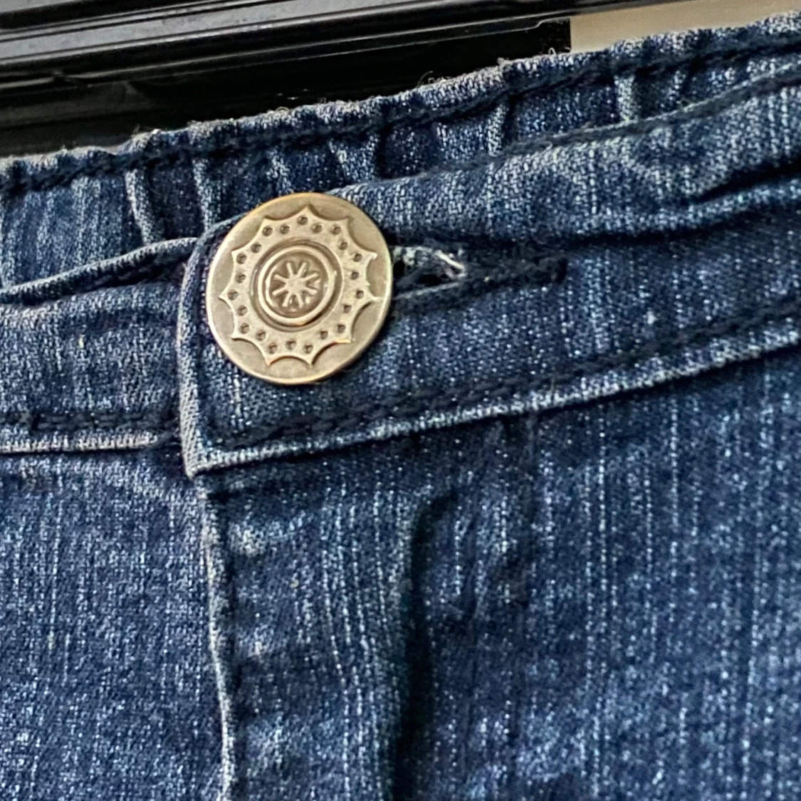 Blå jeans med raka ben - 2