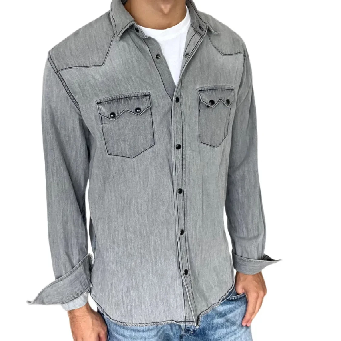 Grå westernskjorta med svarta knappar