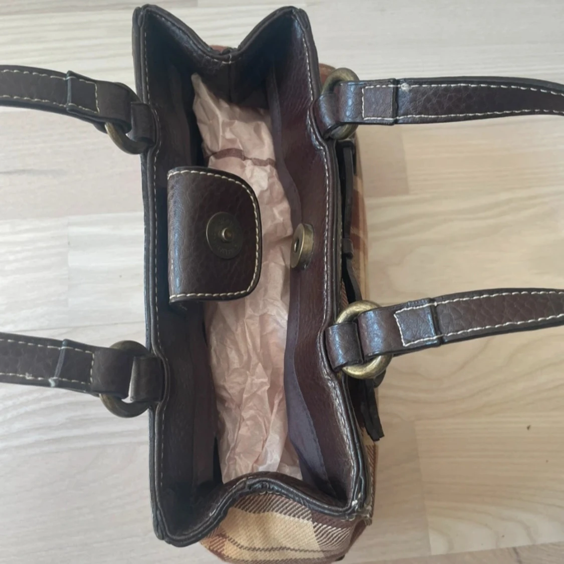 Rutig handväska från Tommy Hilfiger - 3