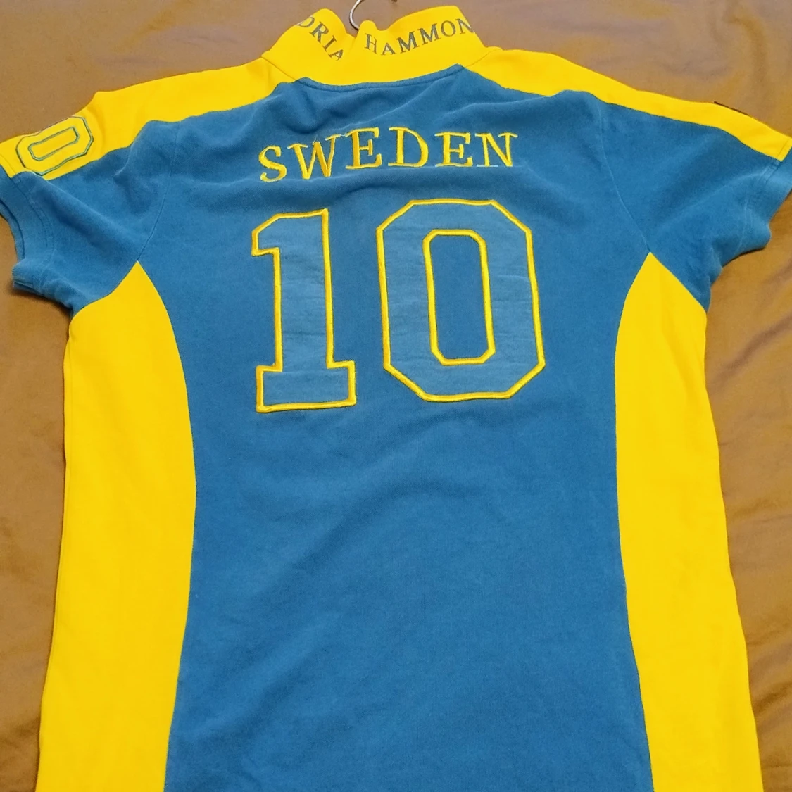 Blå och gul pikétröja Sweden nr 10 - 2