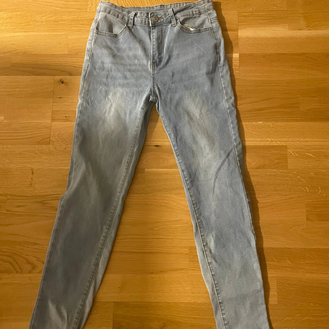 Ljusblå skinny jeans med hög midja - 4