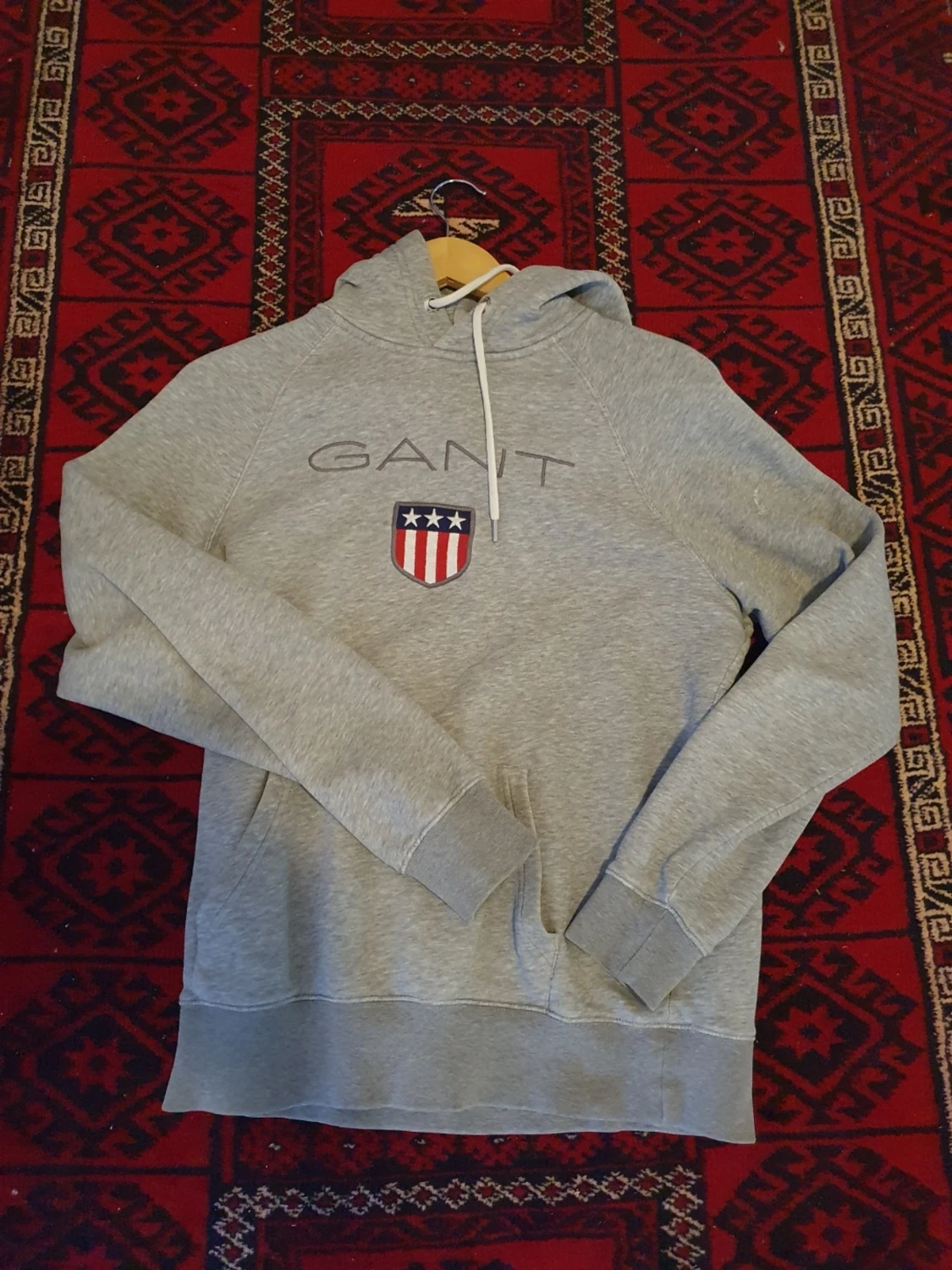 Gant hoodie  medium - 1