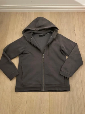 Sail Racing - Pris kan diskuteras