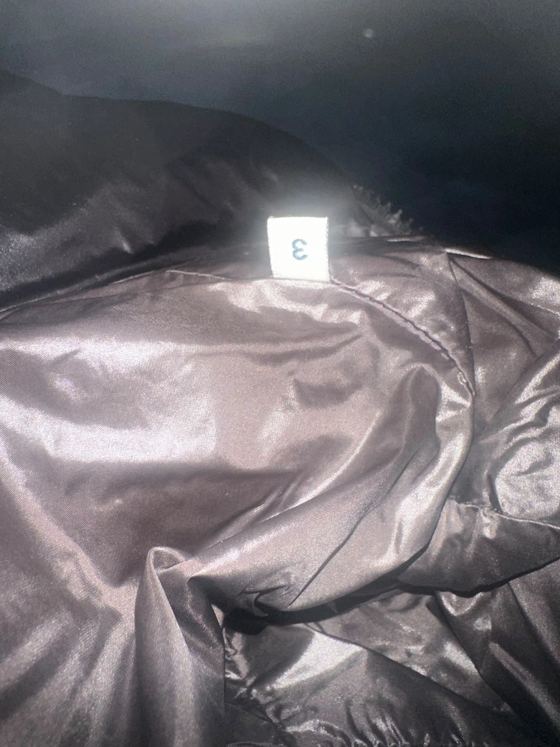 Svart Moncler pufferjacka med huva - 2