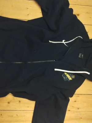 Aik Zip jacka  - Schysst Aik tröja, använd 3ggr 