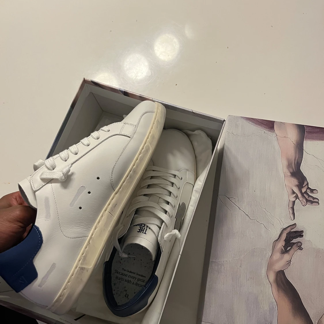 The gallerist skor navy heel  - 1