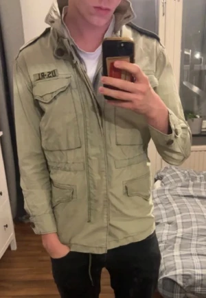 Ralph lauren field jacket - Sjukt fet field jacket i mycket fint skick. Nypris 3499 kr