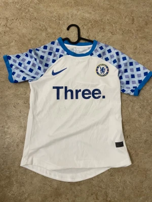 Helt ny Chelsea fotbollströja! - Helt ny Chelsea fotbollströja!