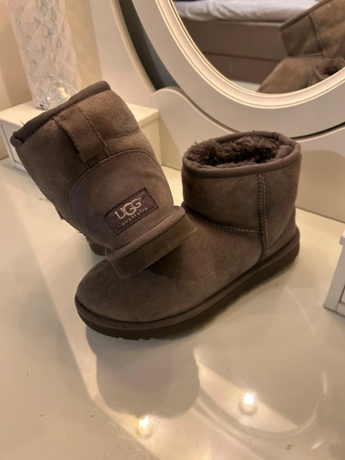 Grå UGG boots i mocka - 2