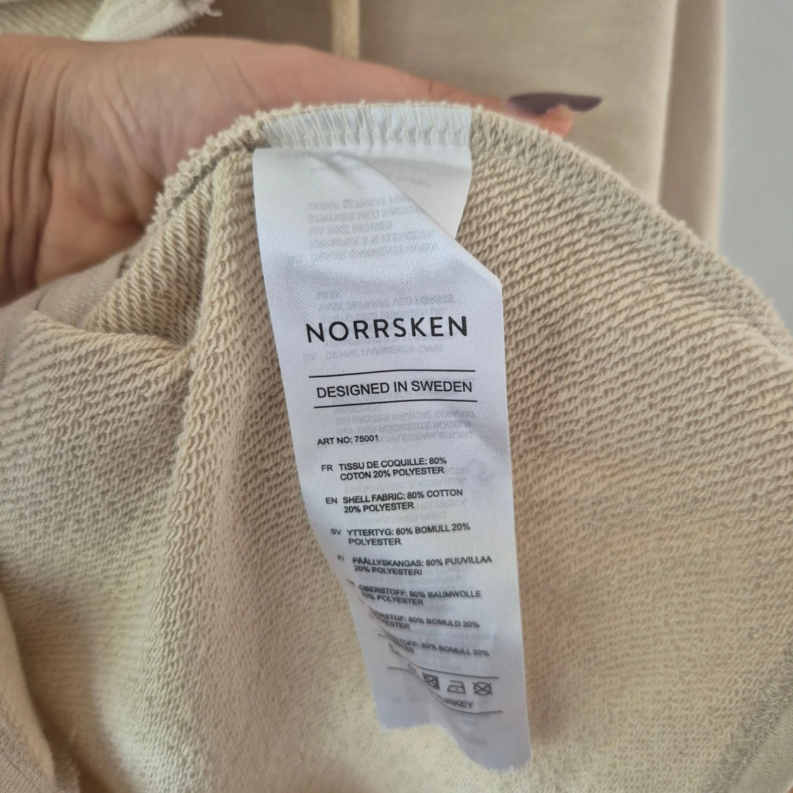 Beige hoodie med dragkedja från Norrsken - 3