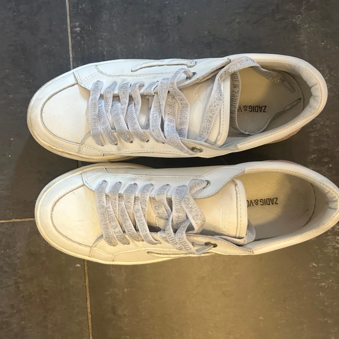 Zadig and voltarie sneakers med rosa detalj