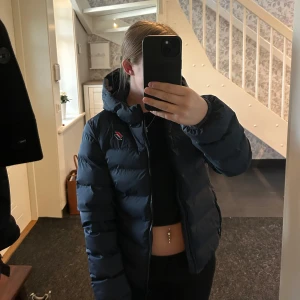 Superdry vinterjacka - Fin superdry vinterjacka i storlek 34💕 Helt oanvänd