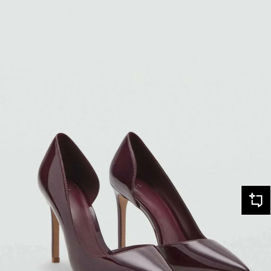 Vinröda pumps med spetsig tå