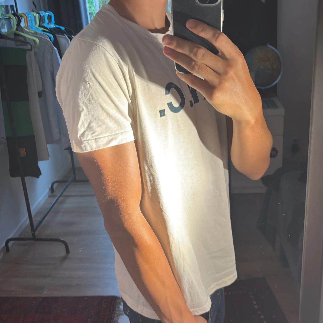 Vit t-shirt från A.P.C. med tryck - 1