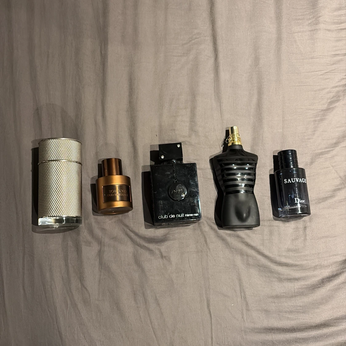 Fem herrparfymer från kända märken