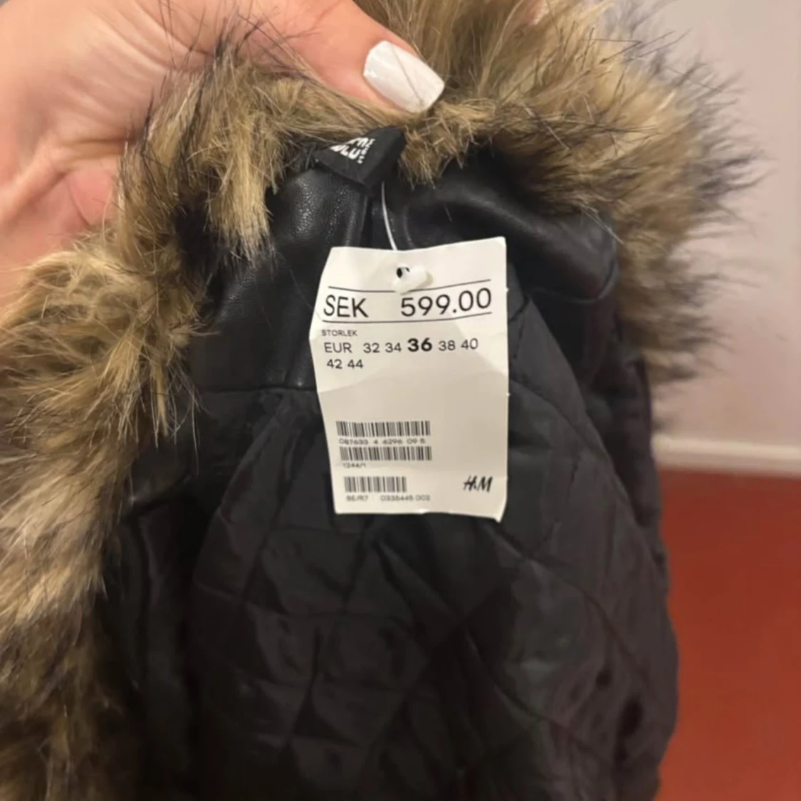 Svart skinnjacka med fuskpäls H&M - 1