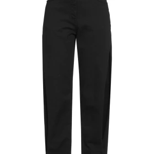 Svarta jeans Just Cavalli  - Svarta jeans med snygg passform och hög midja. Klassisk femficksmodell i bomull med öppna benen och silverfärgade knappar. Se detaljer i bilder. Storlek US 36