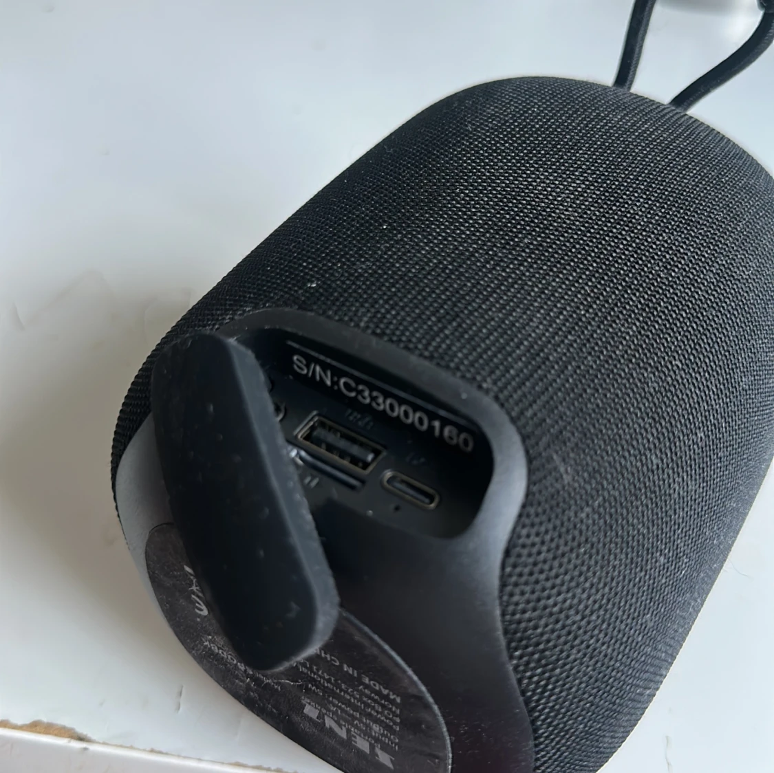 Senz SpodBK Portable Speaker - 1