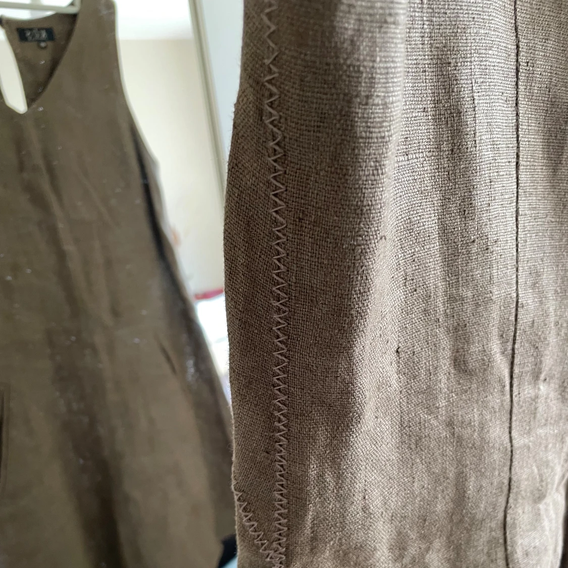 Brun linneklänning från K.U.S Stockholm - 4