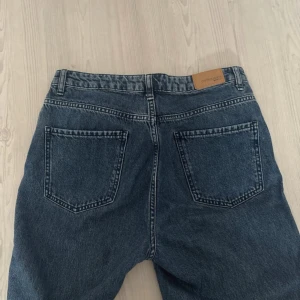 Jeans - Fina jeans som används 2 gånger 
