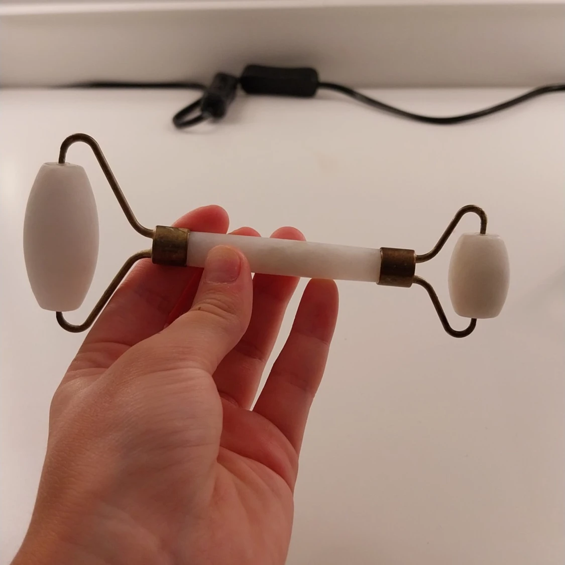 Vit ansiktsroller i sten - 3