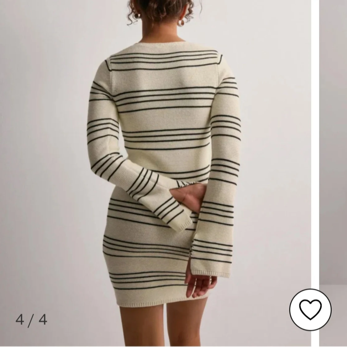 Randig stickad kortklänning - 1