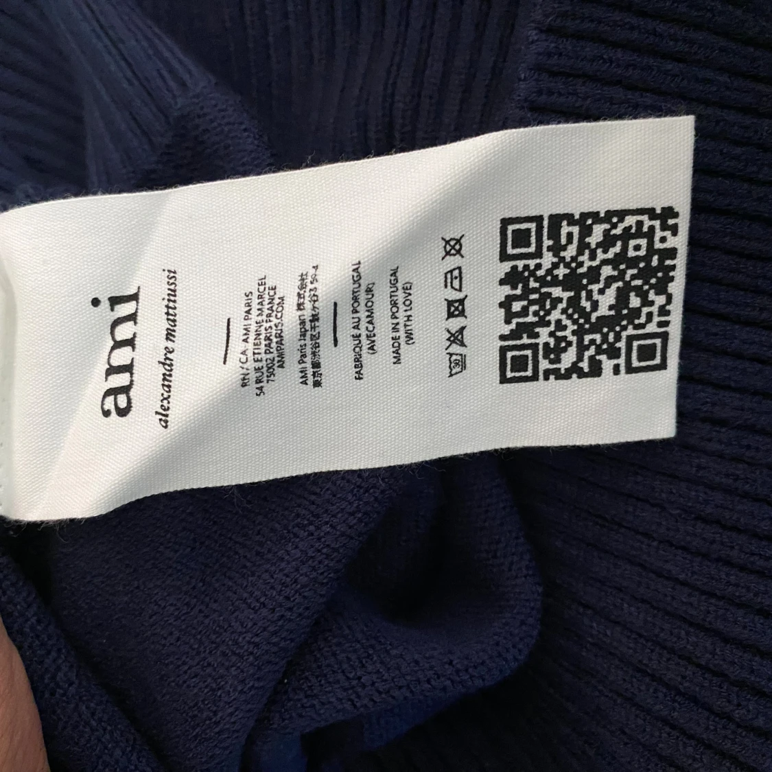 Mörkblå stickad tröja från Ami - 3