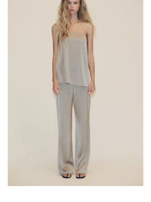 Zara satin set - Intressekoll. Kan oxå sälja separat.