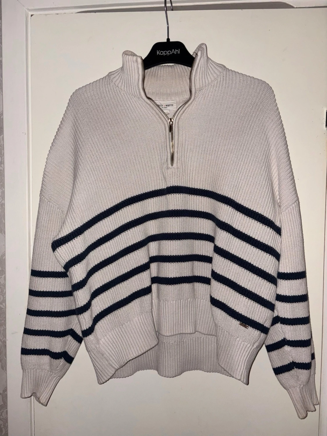 Randig stickad tröja Holly & Whyte