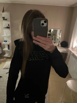 Puma hoodie  - Super skön hoodie ❣️