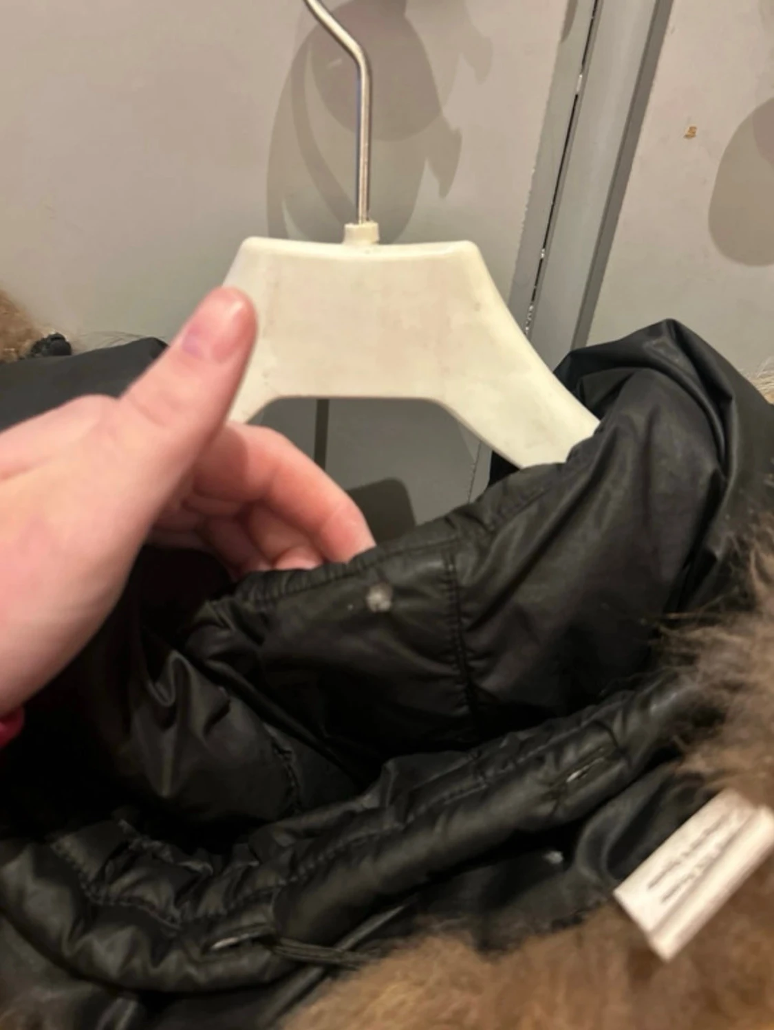 Svart pufferjacka  - 3