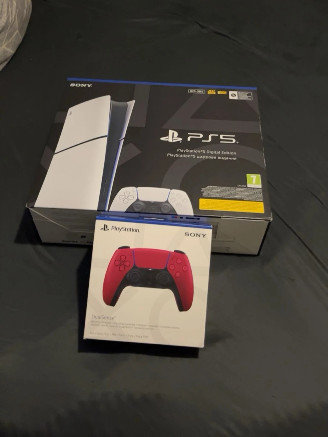 PlayStation 5 Digital Edition + DualSense kontroll