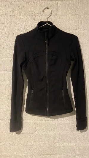 Lululemon luon define jacket  - Fråga mer i chatten☺️!