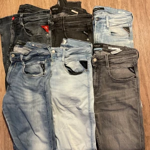 Replay Jeans  - 6 par jeans storlekar från W28-W32 alla i bra skick 