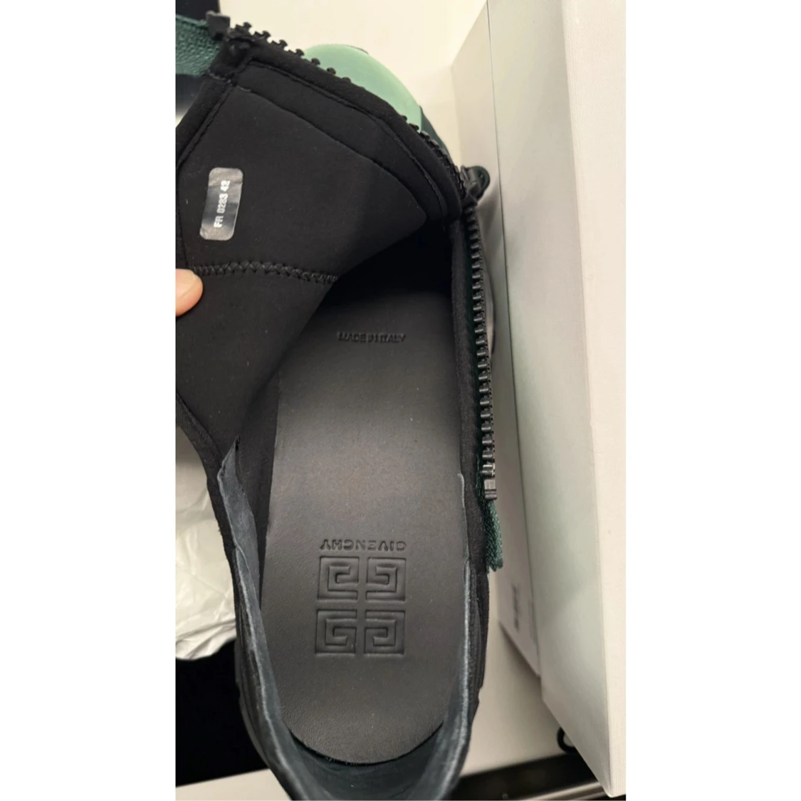 Helt nya Givenchy-skor – aldrig använda!Storlek 42 - 2