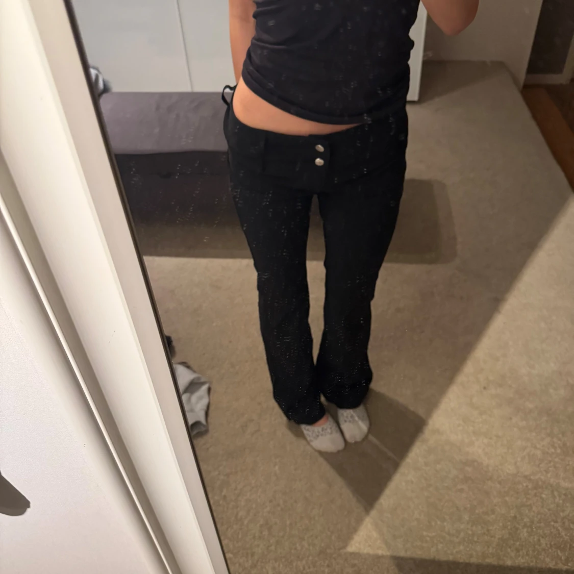 Svarta lågmidjade bootcut byxor