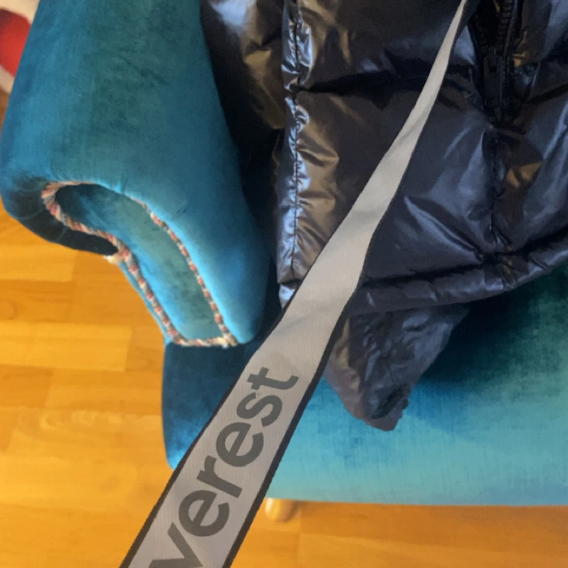 Svart pufferjacka från Everest - 4