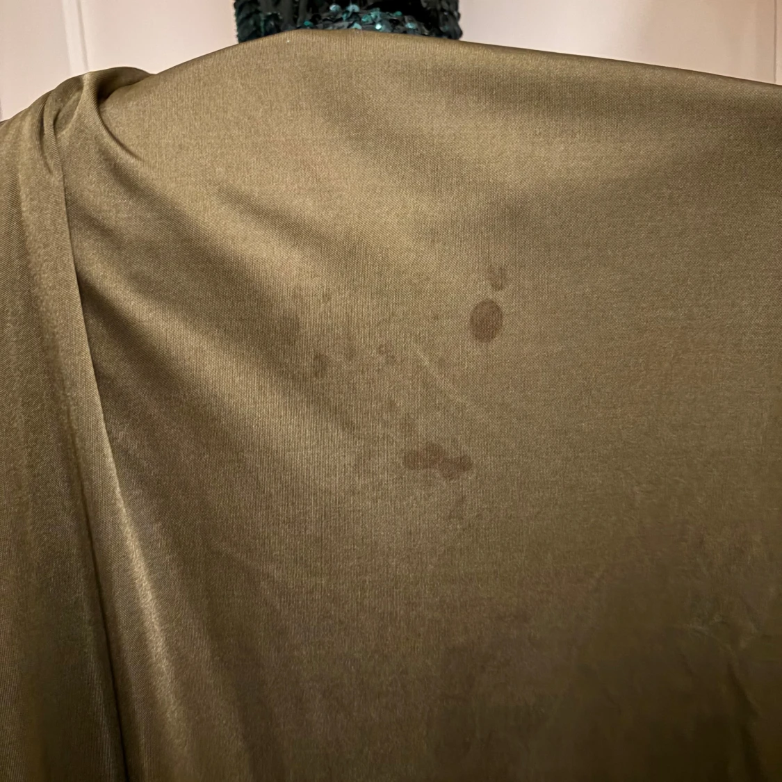 Mörkgrön glittrig balklänning  - 3