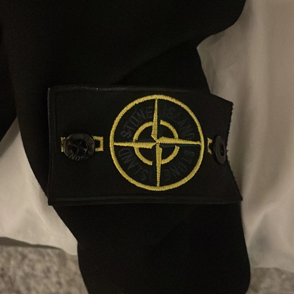 Svart hoodie från Stone Island - 2